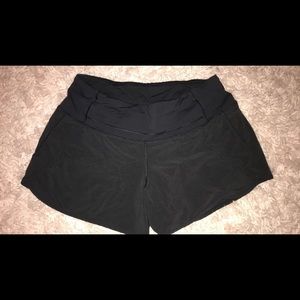 lululemon size 4 women’s short