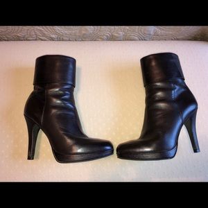 Gianni Bini brown boots size 6