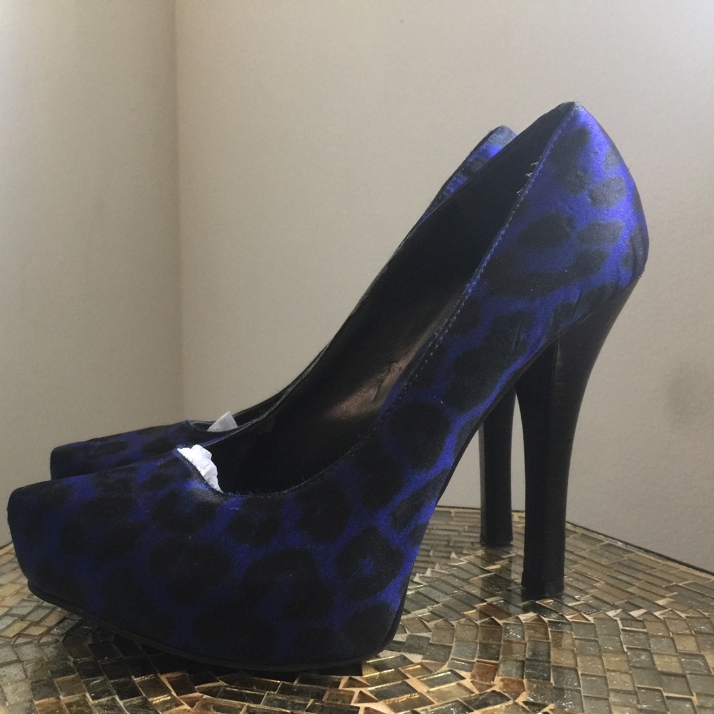 CARLOS SANTANA SHOE