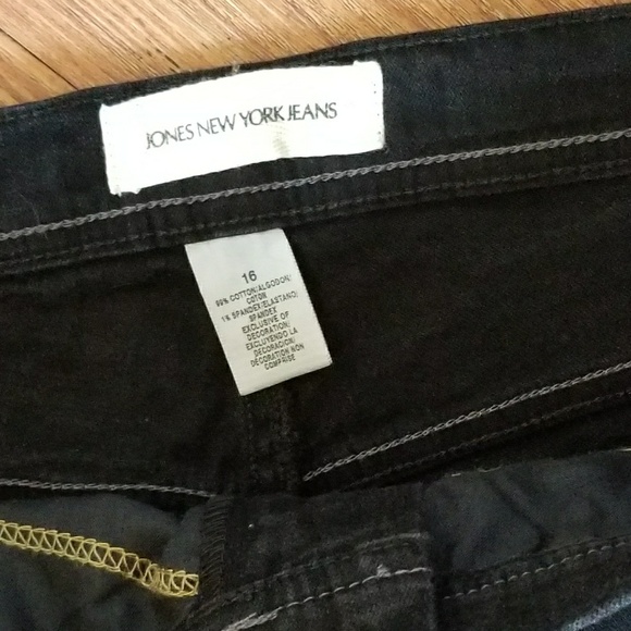 Jones New York Women's Jeans Size 16  Black - Picture 3 of 4