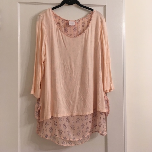Pullover blouse - Picture 1 of 2
