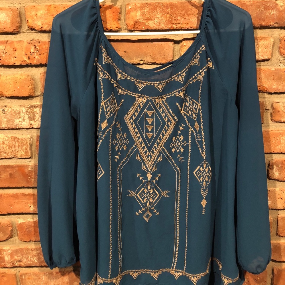 Long sleeve blue blouse