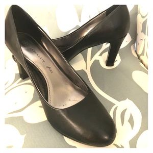 Anne Klein iFlex Black Leather Pumps Size 8