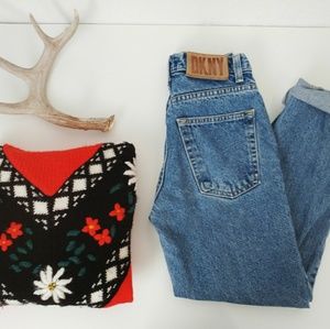 Vintage DKNY Hush Waisted Mom Jeans Vintage DKNY Hush Waisted Mom Jeans