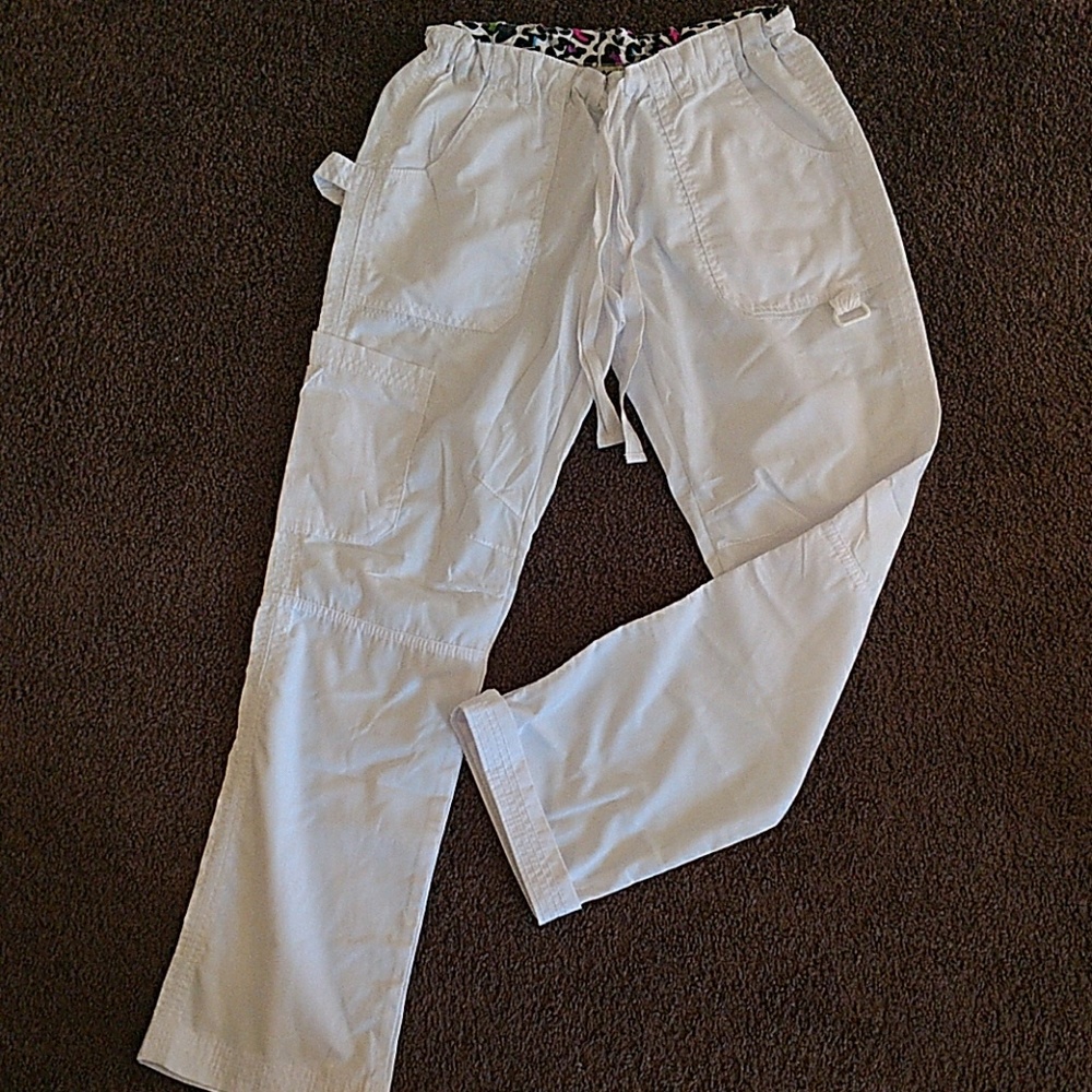White scrub cargo pants, never worn.