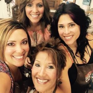 Meet your Posher, Lara