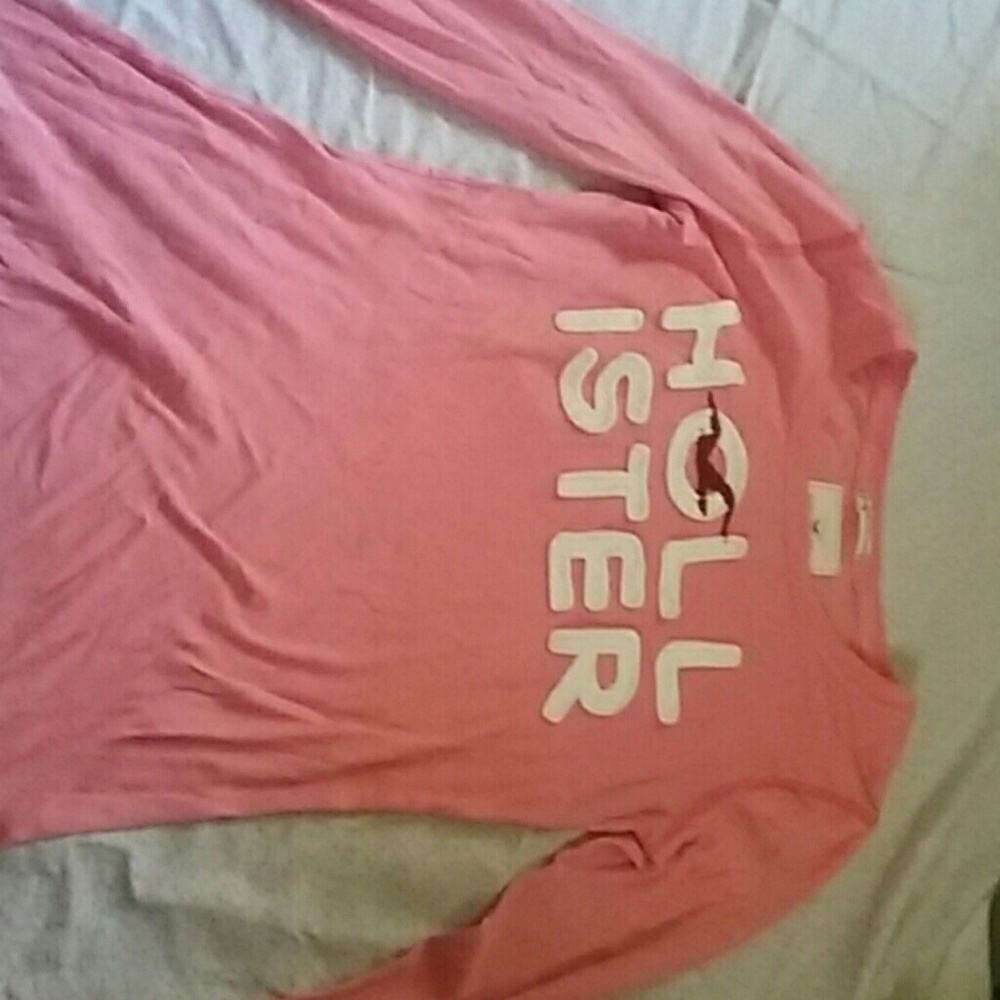 Long sleeve hollister tshirt