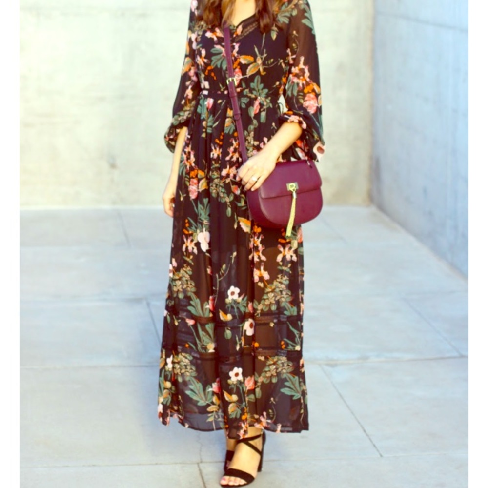 Host pick! Long sleeve floral maxi dress