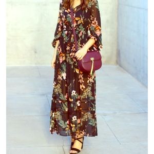 Host pick! Long sleeve floral maxi dress