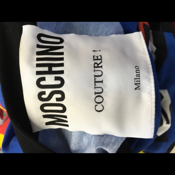 Moschino t Shirts in really good condition. - Picture 4 of 4