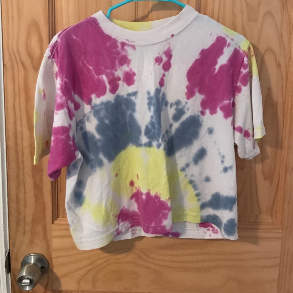 Brandy Melville tie dye crop top