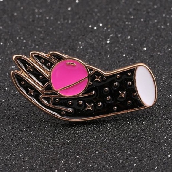dorashop Accessories - ❤️thanksgiving sale ❤️Magic hand Enamel Pin