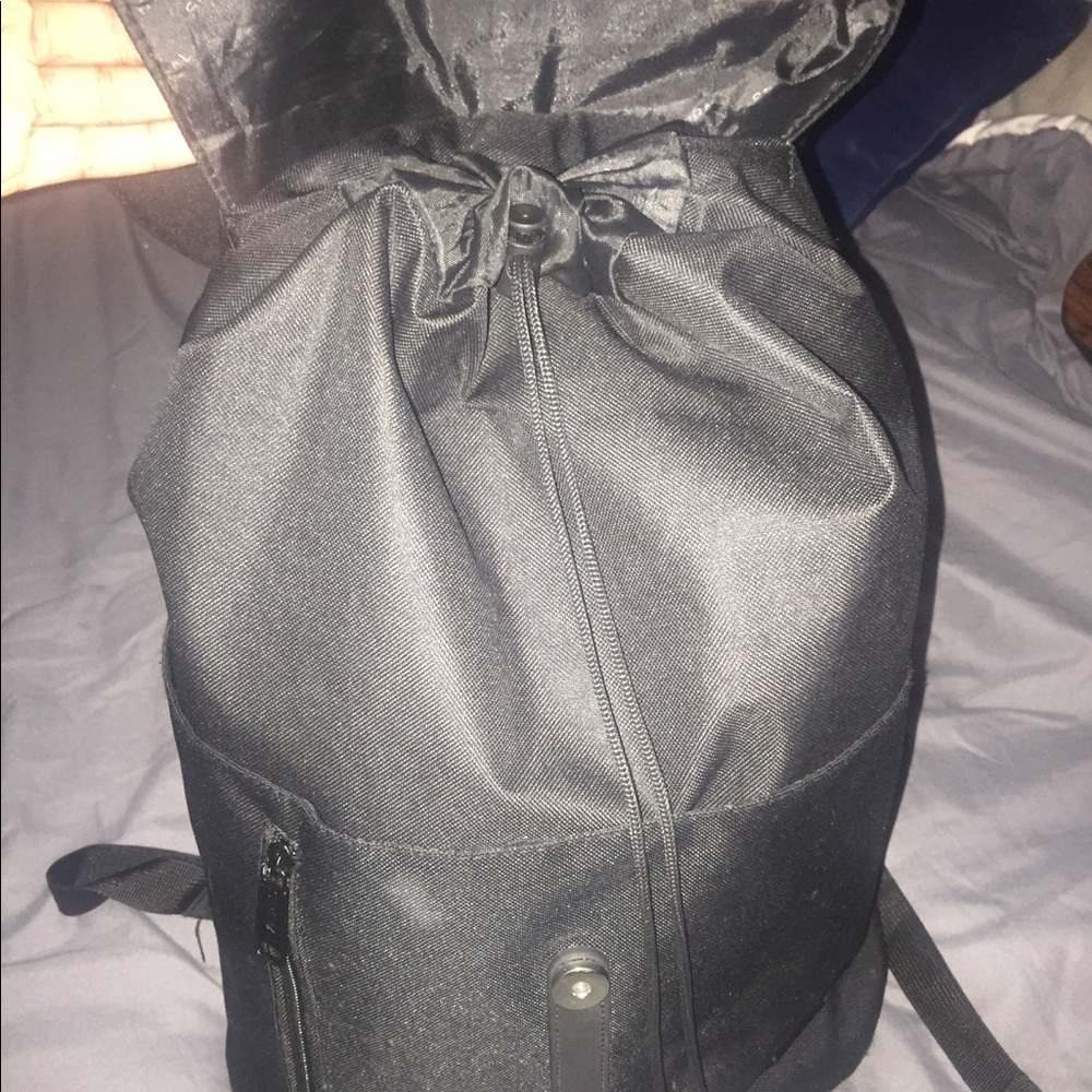 ASOS backpack - Picture 4 of 4