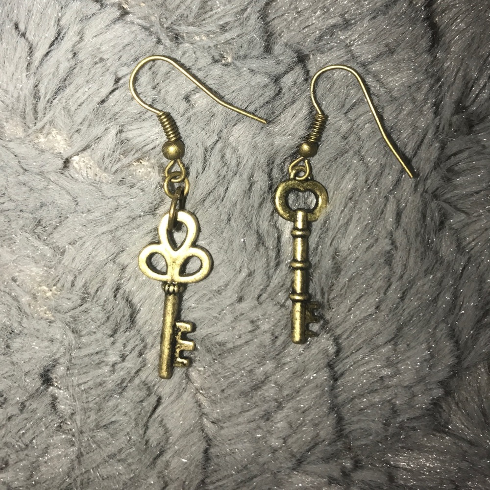 Hand made Skeleton Key Earrings