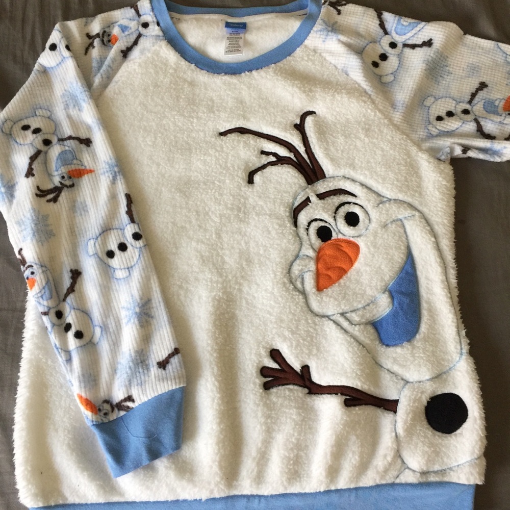 Disney Olaf Pajamas - sweater and pants