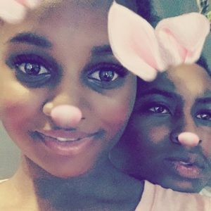 Meet your Posher, Alexus