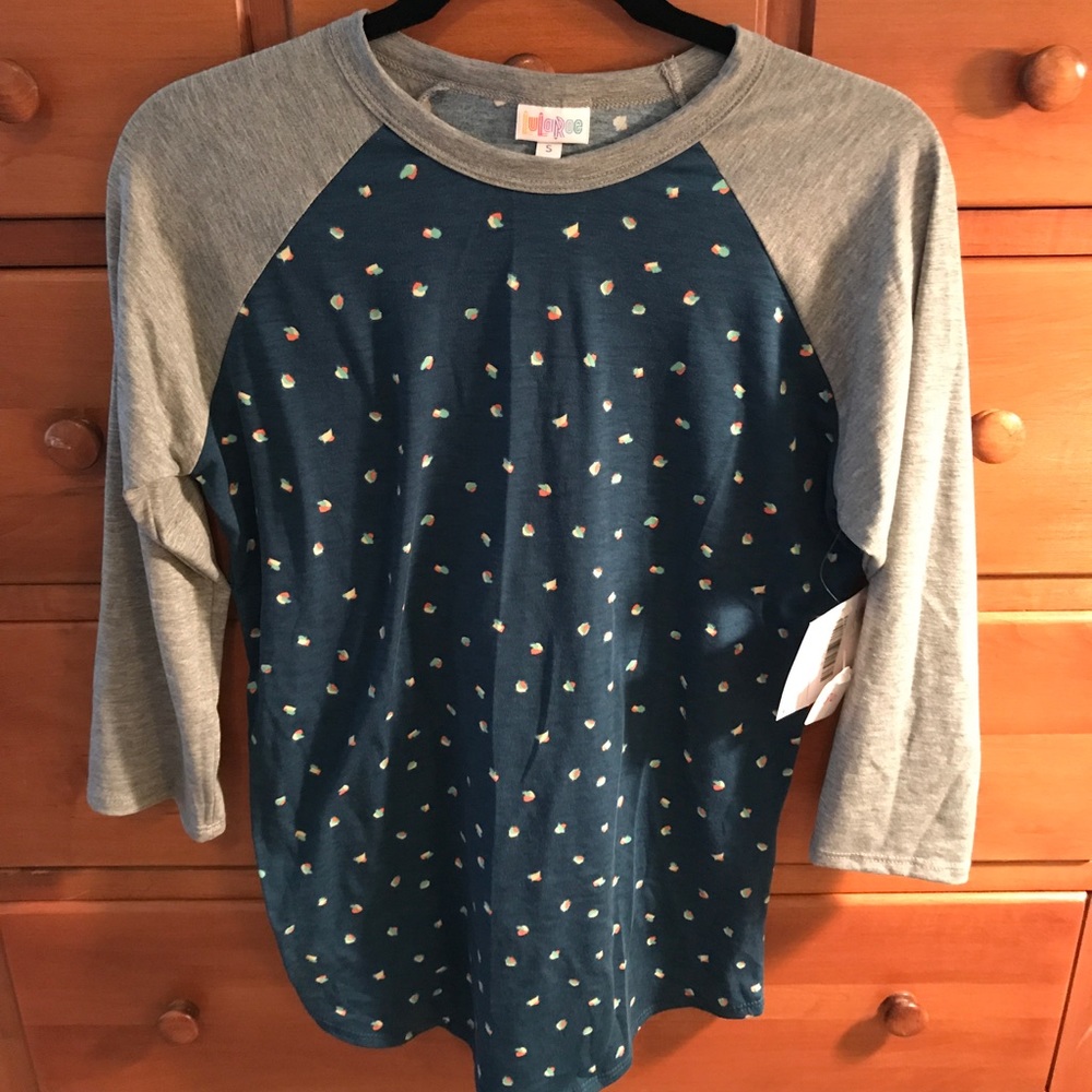 NWT Lularoe Long-Sleeve "Randy" T-Shirt
