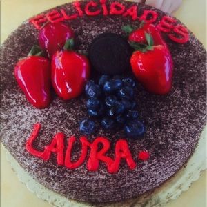 Meet your Posher, Laura