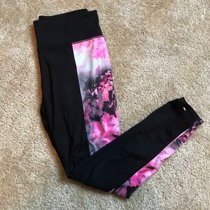 Athleta black floral leggings