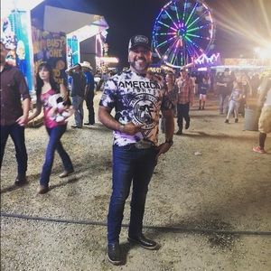 Meet your Posher, Bernardo