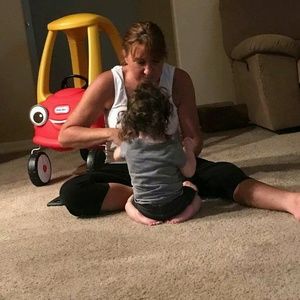 Meet your Posher, Elizabeth