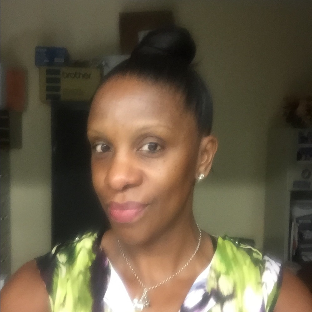 Meet your Posher, Myriam