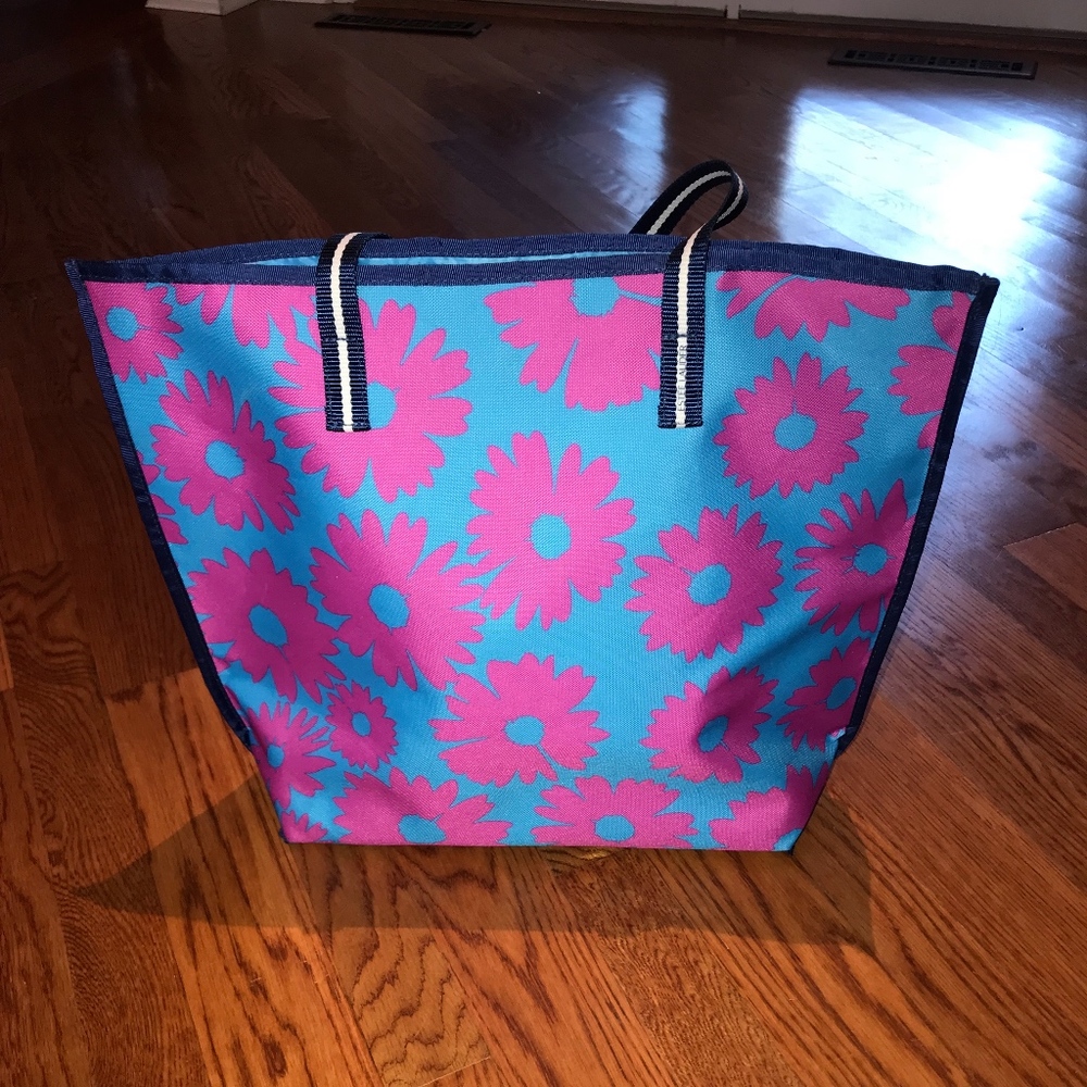 Estee Lauder bag - Brand New!