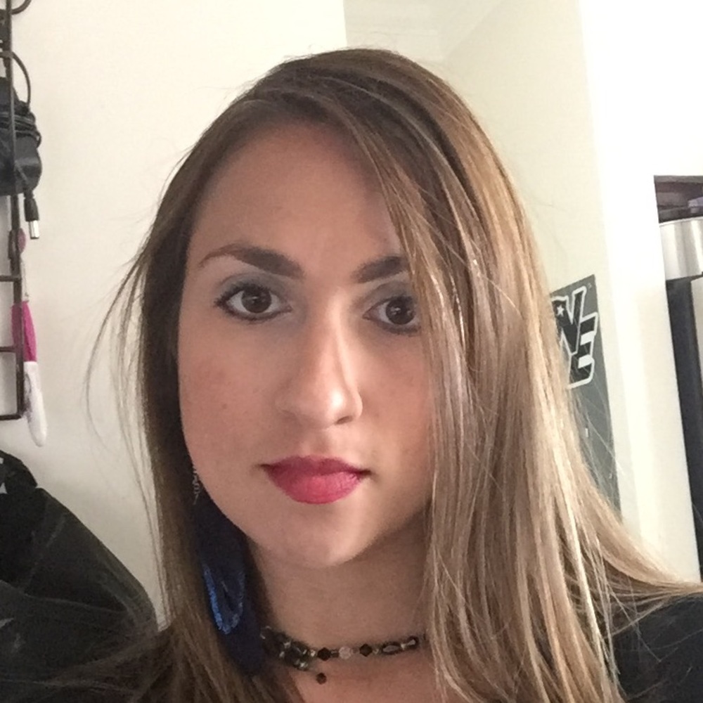 Meet your Posher, Stephanie