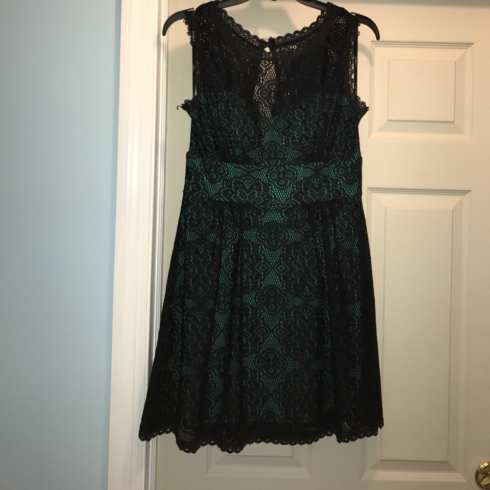 Juniors Cocktail Dress