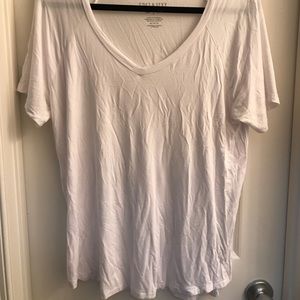 American Eagle Soft and Sexy white tee