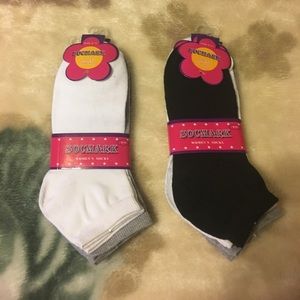 Women Ankle Socks