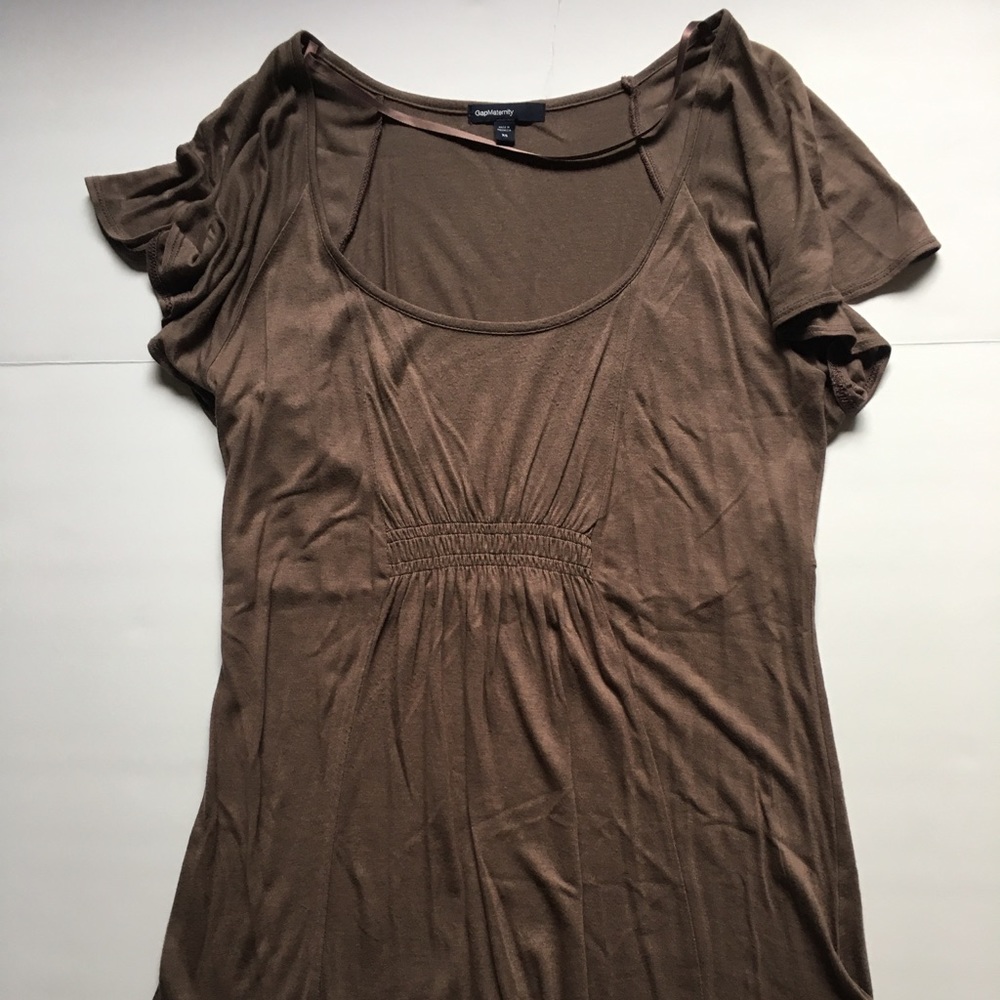 Gap maternity shirt