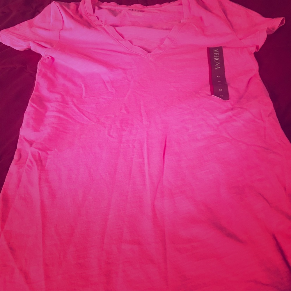 Merona XS hot pink v neck!