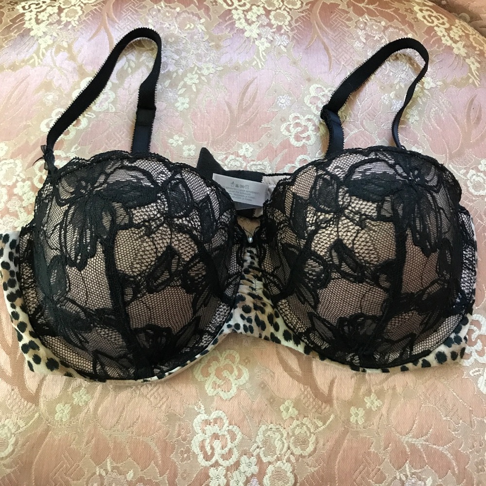 Victoria Secret leopard push up bra with wire