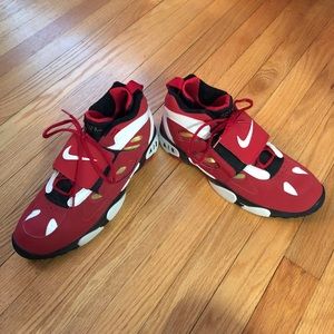 Nike Air Diamond Turf Shoes, size 12
