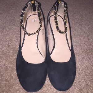 BP Black Block Heels with Gold Ankle Chain