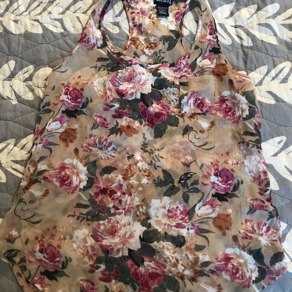 Floral tank