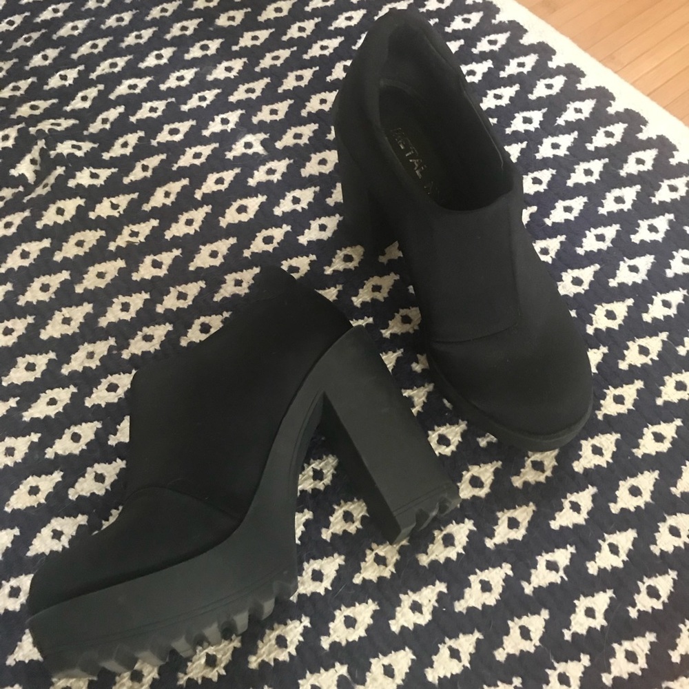 Metal NY neoprene platform booties 6