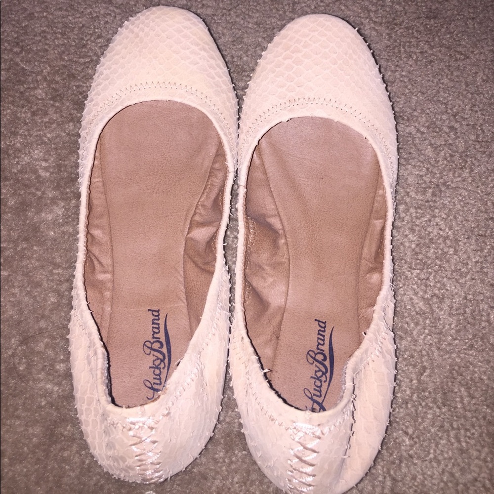 Tan/Pink Lucky Brand Flats