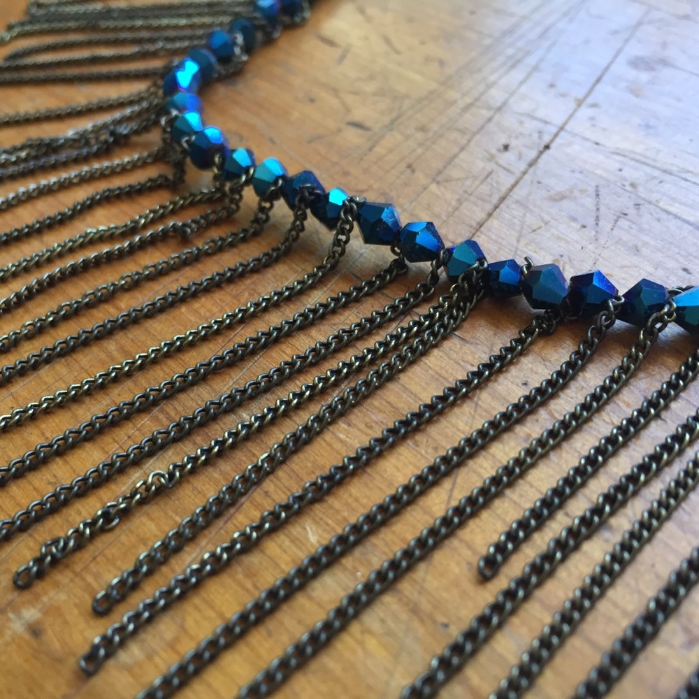 Urban Outfitters metal & crystal necklace - Picture 2 of 8