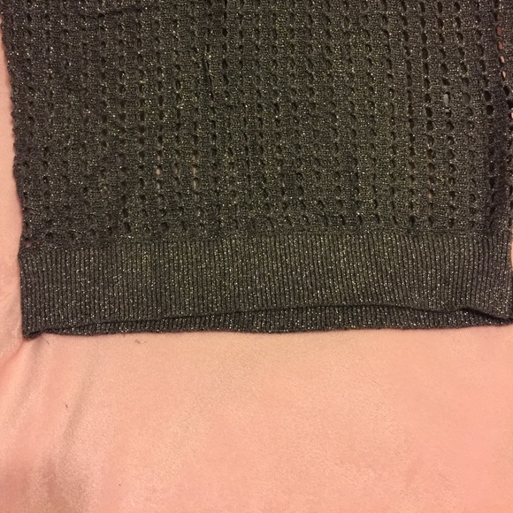 Express Sweater - Picture 4 of 4