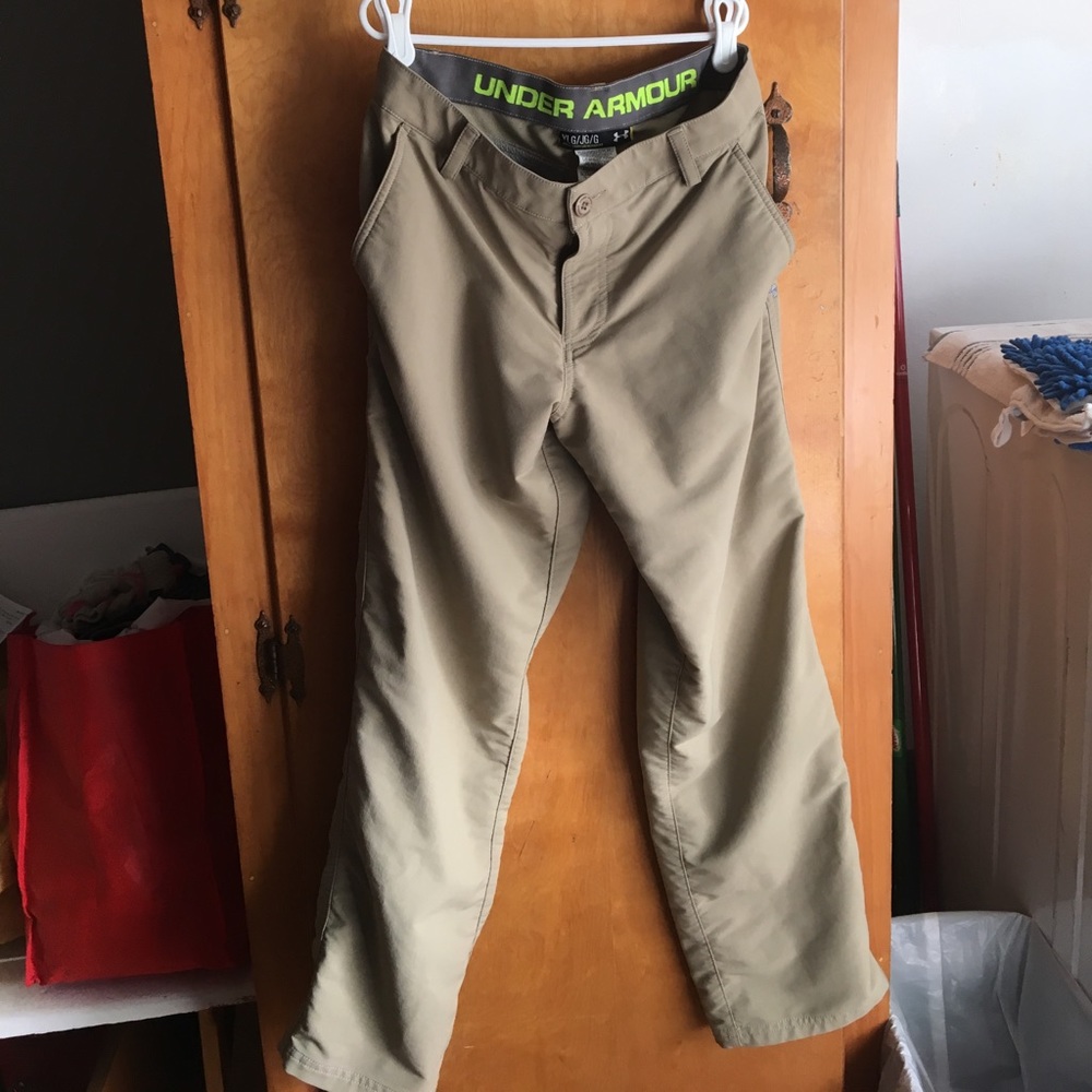 Boys YLG Under Armour match play khaki pants