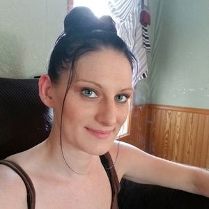 Meet your Posher, Anne