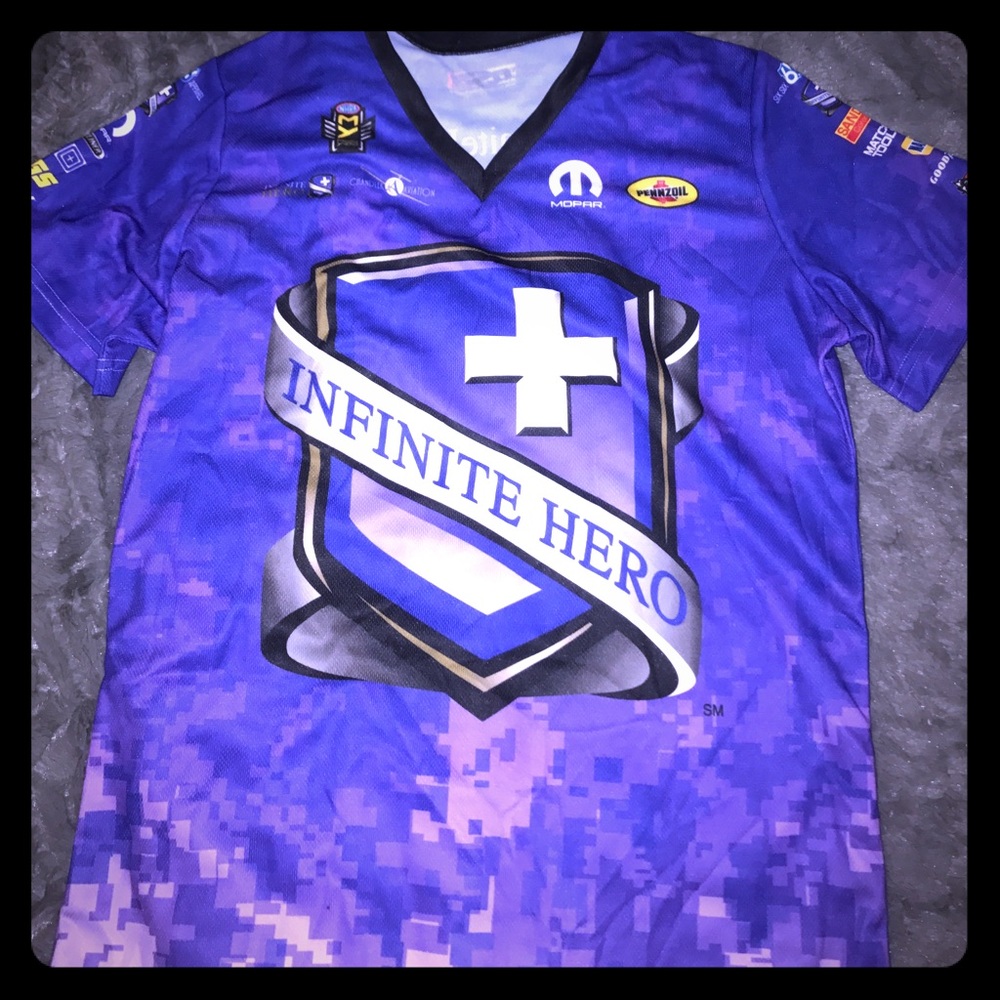 ⭐️⭐️Price Drop⭐️⭐️NHRA Infinite Hero Crew Shirt