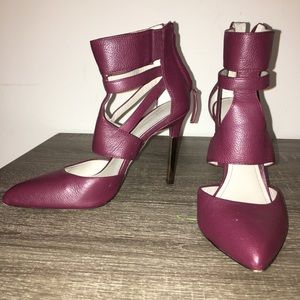 Burgundy POUR LA VICTOIRE heels