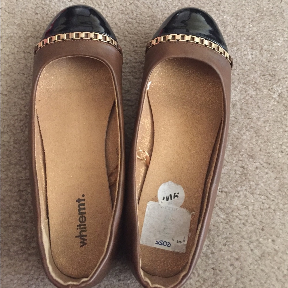 White Mountain Brown Flats with Gold Details