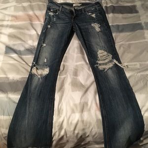 Size 4 A&F destroyed jeans