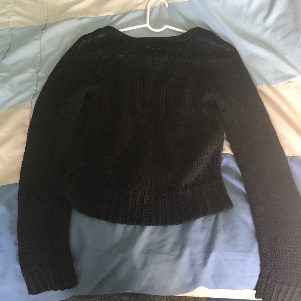 AE sweater - Picture 4 of 4