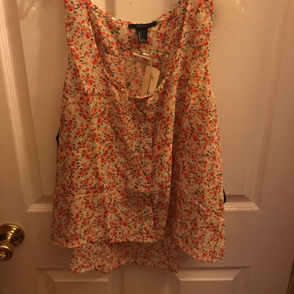 Floral Top - Picture 3 of 5