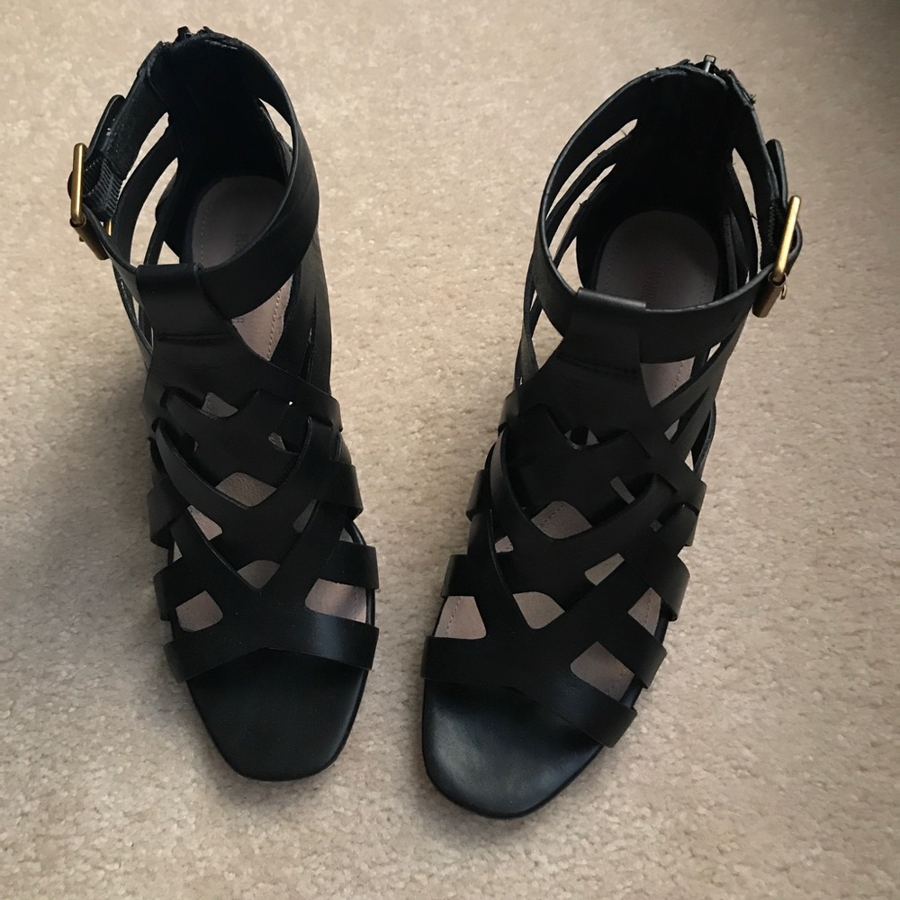Pour La Victoire leather sandals